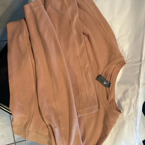 Stella McCartney for Adidas.  Size large crop top. Open back. - Picture 8 of 8